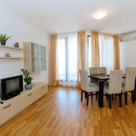 Complex Mirage Of Апартаменты